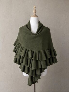 Ralph Lauren Collection Fall 2003 Ruffled Cashmere Wrap Loden | P/S